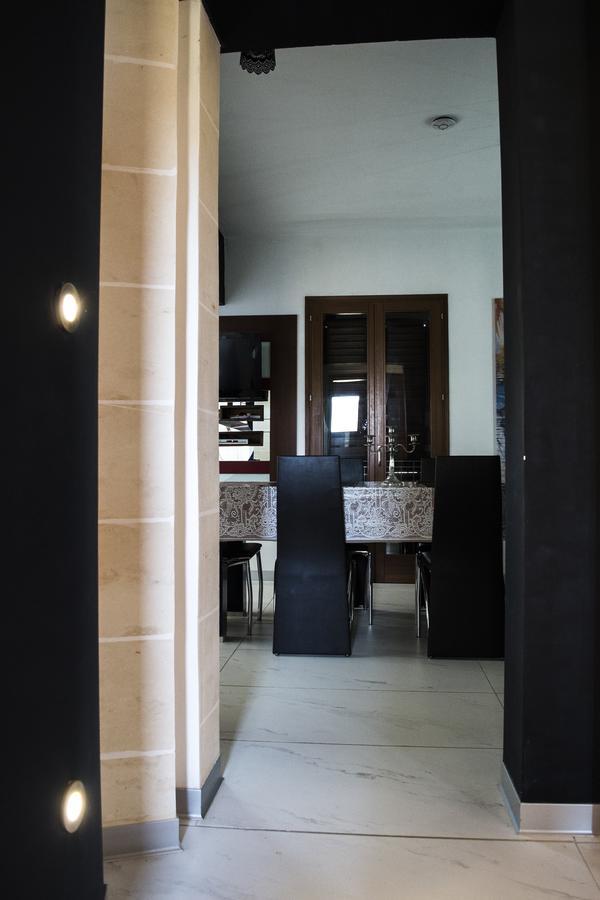 Luxury Apartment - Fort Chambray Għajnsielem Exteriér fotografie