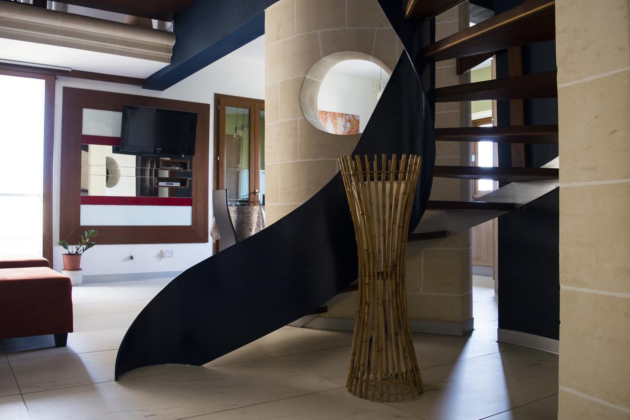 Luxury Apartment - Fort Chambray Għajnsielem Exteriér fotografie