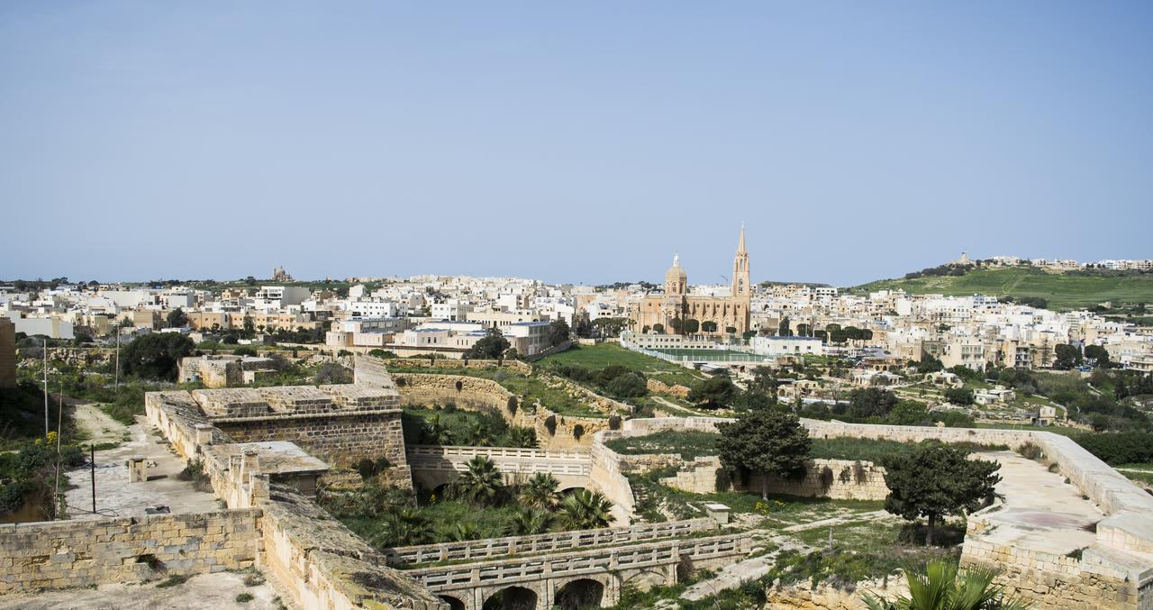 Luxury Apartment - Fort Chambray Għajnsielem Exteriér fotografie